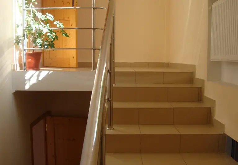 Лестница на 2 эт