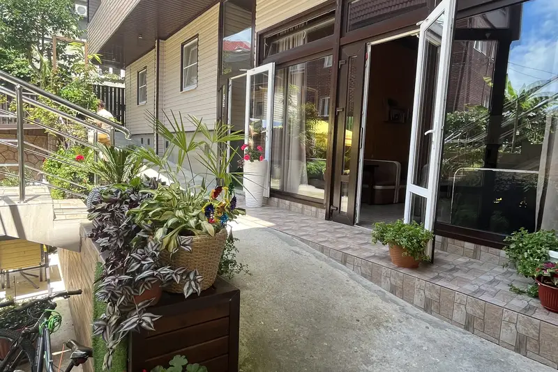 gallery_photo