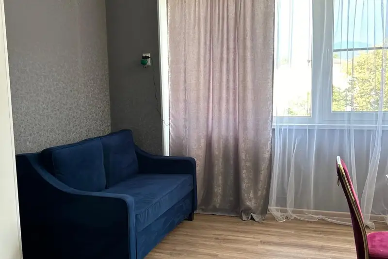 gallery_photo
