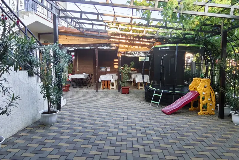 gallery_photo
