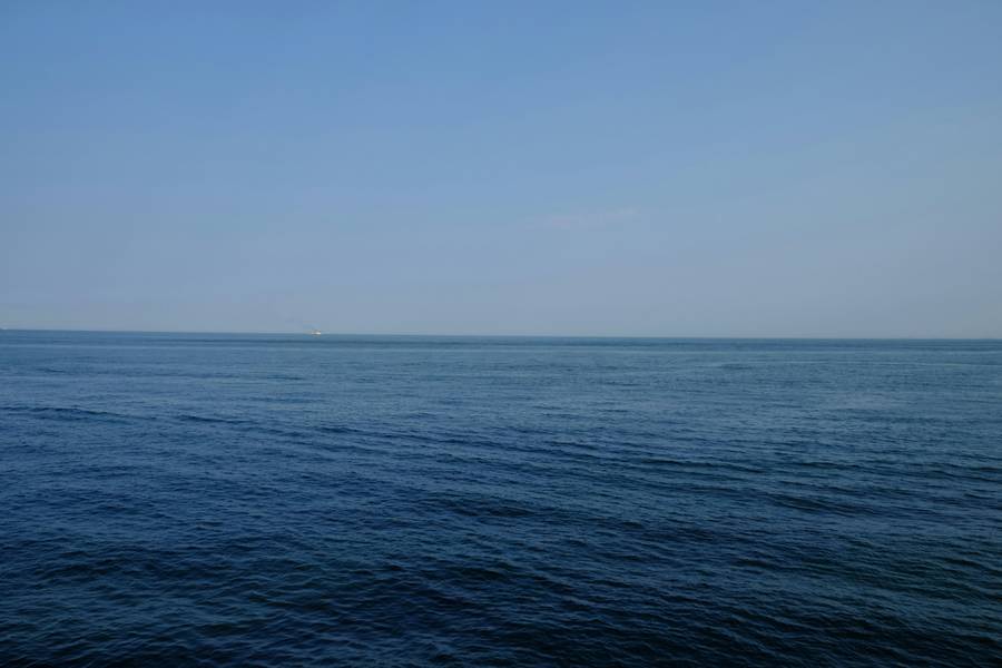 Море в акватории Бердянска прогревается уже в конце мая.&nbsp;Источник: unsplash.com