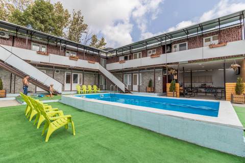 Гостевой дом «R&M» ул. Курортная, д. 9