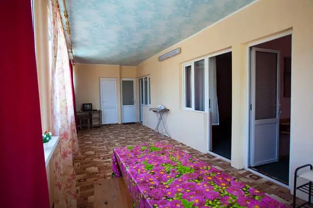 gallery_photo