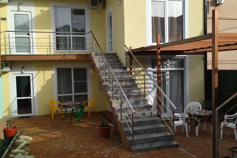 gallery_photo