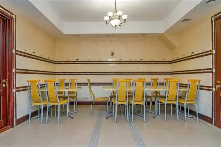 gallery_photo