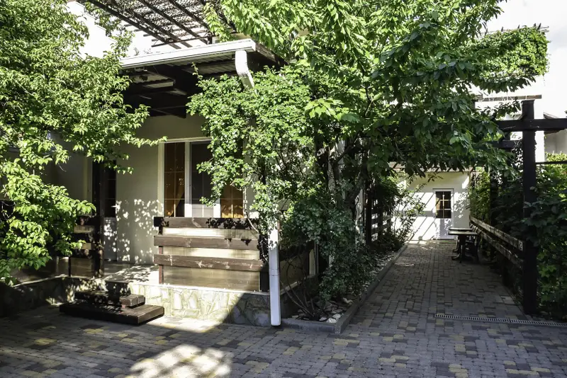 gallery_photo