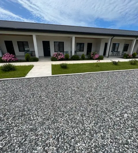 gallery_photo