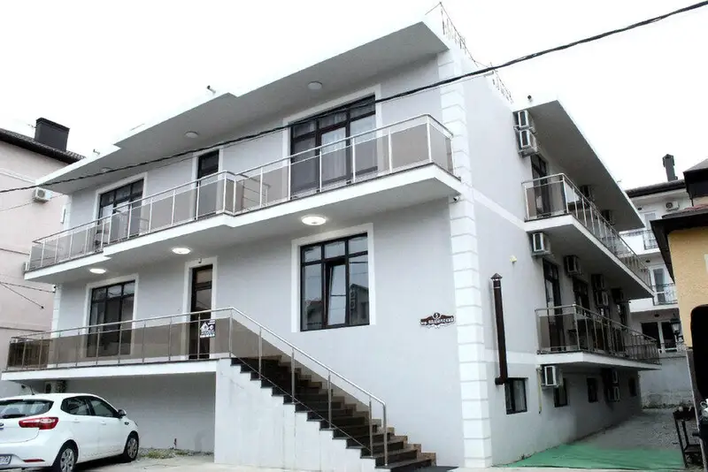 gallery_photo