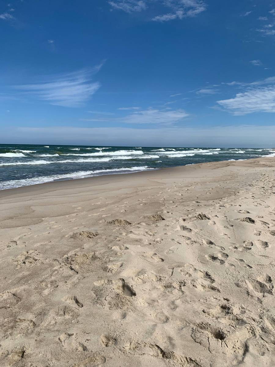 Евпатория&nbsp;— настоящее раздолье для любителей мягкого песочка у моря. Источник: Pexels.com