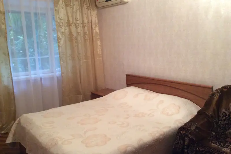 Квартира трехкомнатная, курорт Лазаревское