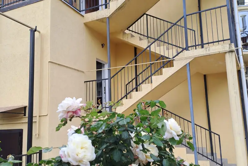 gallery_photo