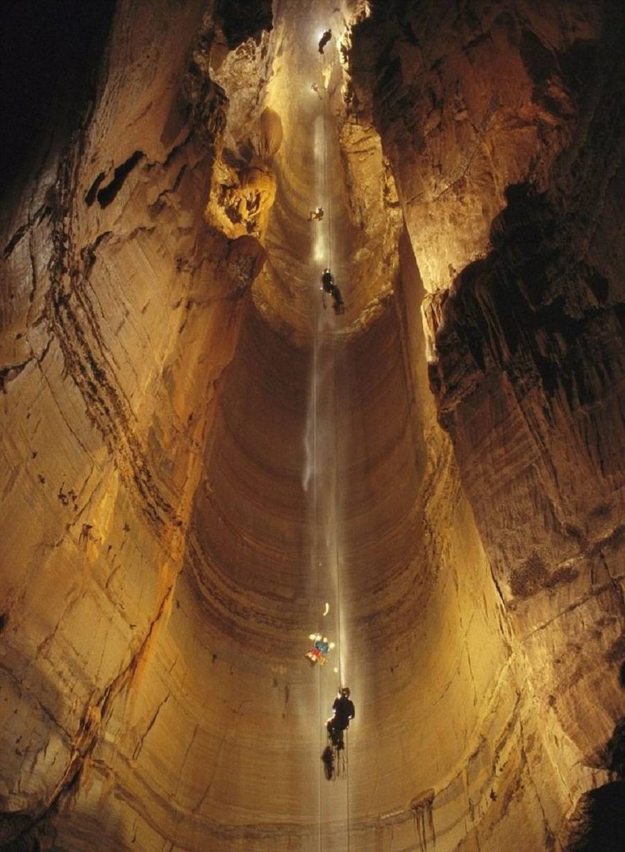 Пещера Крубера-Воронья. Фото: vectorme.ru