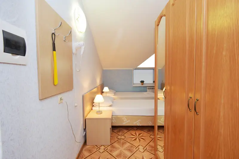 gallery_photo