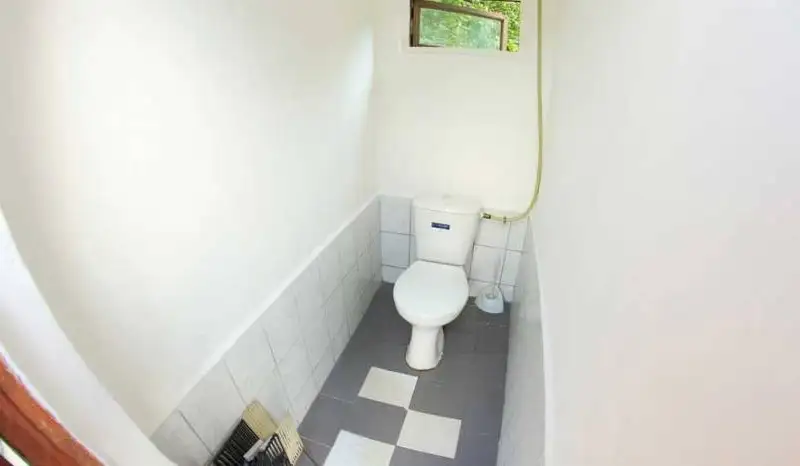 Туалет для эконом номеров