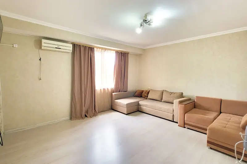 gallery_photo