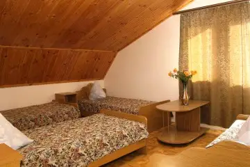 gallery_photo