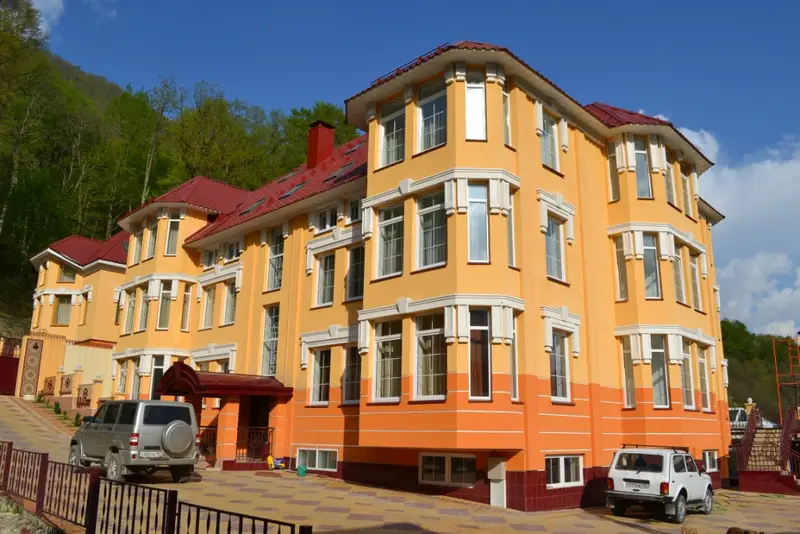 Отель "Горный хрусталь", курорт Красная Поляна