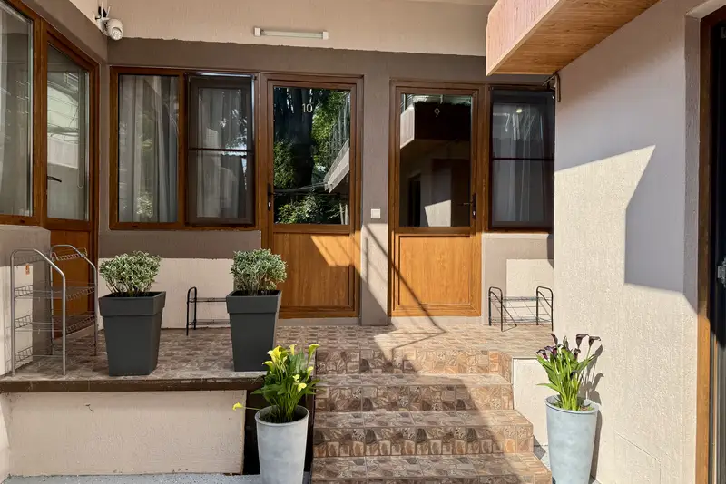 gallery_photo