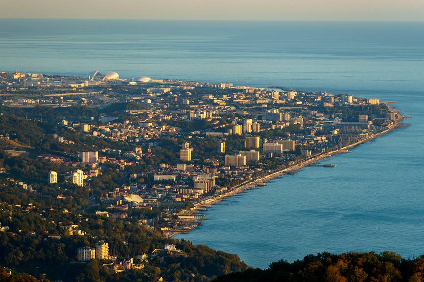 Адлер в разгар лета. Источник: Фотобанк Лори
