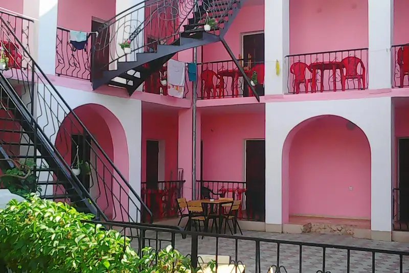 Гостевой дом «Розовый дом»