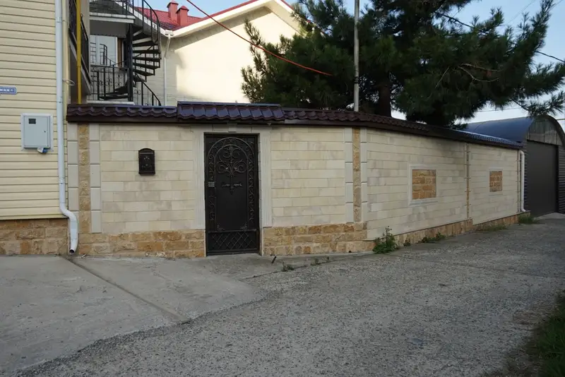 gallery_photo