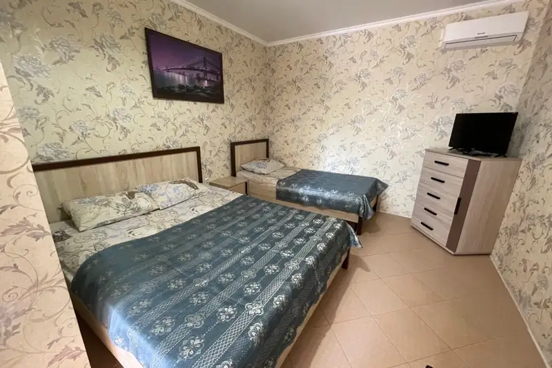 gallery_photo