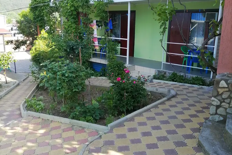 gallery_photo