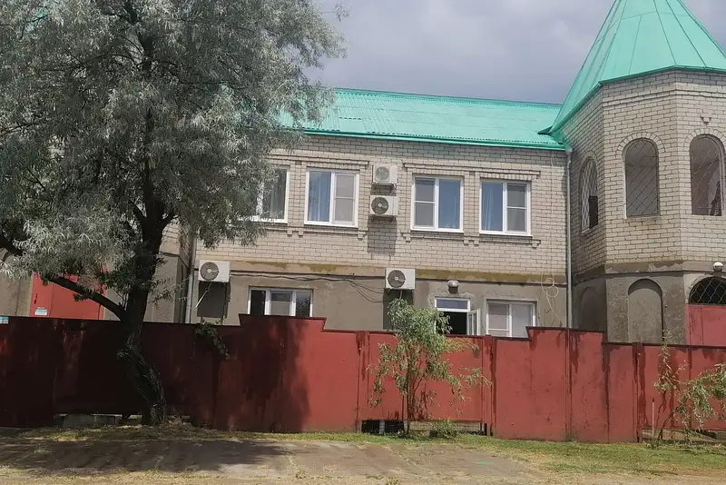 Пол дома под ключ (на 16 человек) ул. Советская, д. 2 «А»