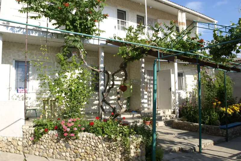 gallery_photo
