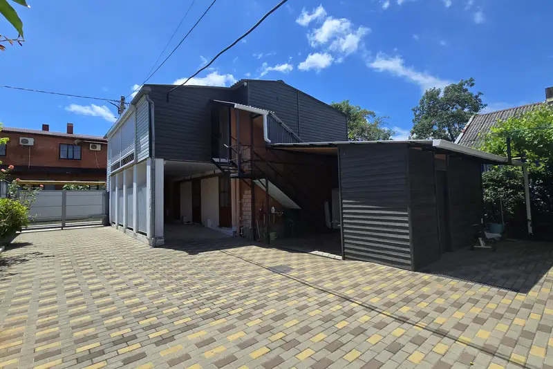 gallery_photo