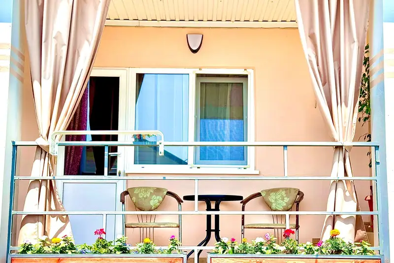 gallery_photo