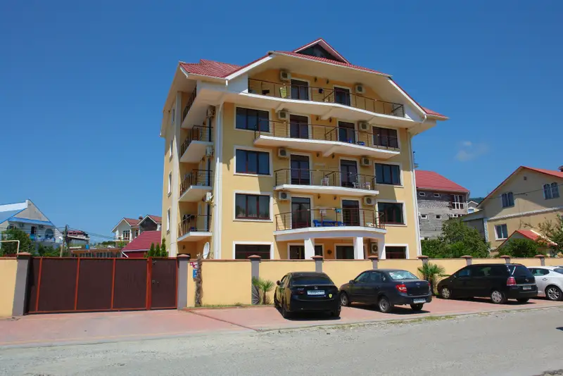 gallery_photo