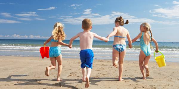 Детские песчаные пляжи юга России – выбираем лучший для отдыха с ребенком