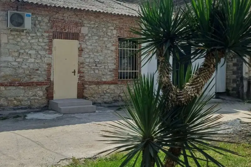 Новый апарт-домик в самом центре города Сухум