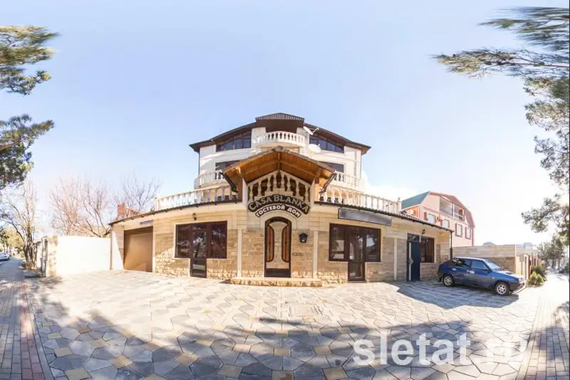 gallery_photo