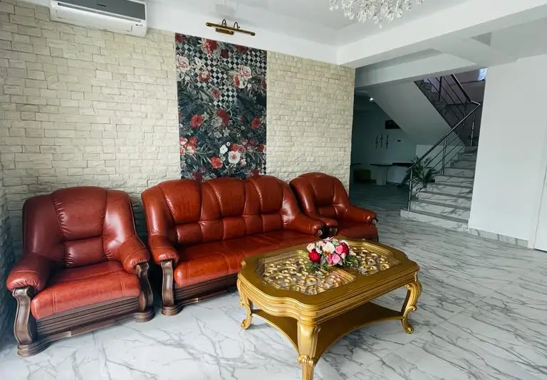 gallery_photo