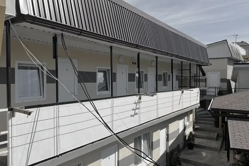 gallery_photo
