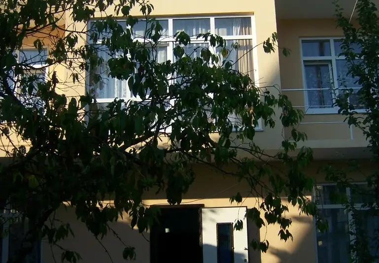 Гостиница "ШокоЛад" ул. Коммунаров, д.9