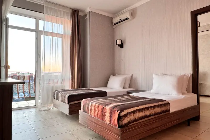 Отель «Триера» пр-д Летний, д. 2 «А»