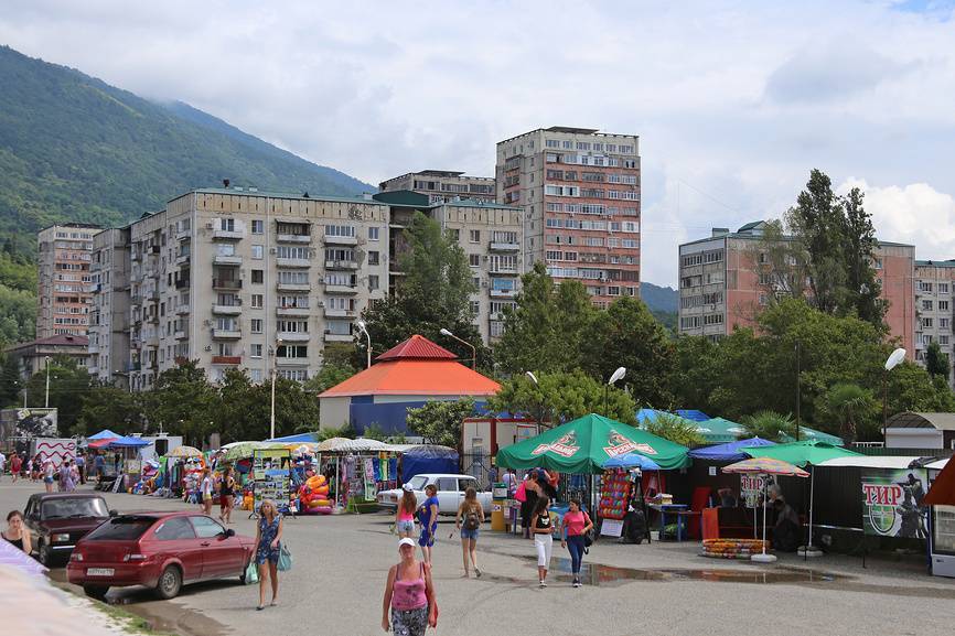 Кварталы Новой Гагры. Источник: Lori.ru