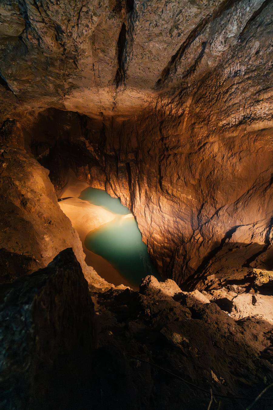 Озеро в Новоафонской пещере. Источник:&nbsp;pexels.com