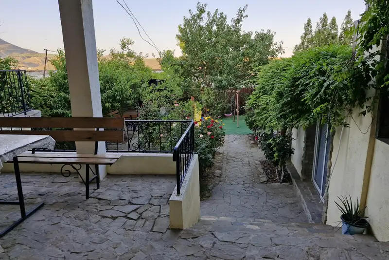 gallery_photo