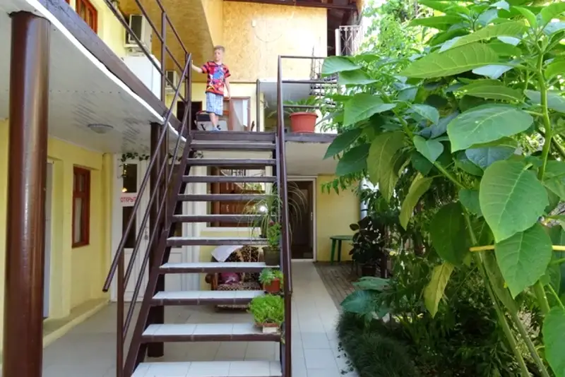 gallery_photo