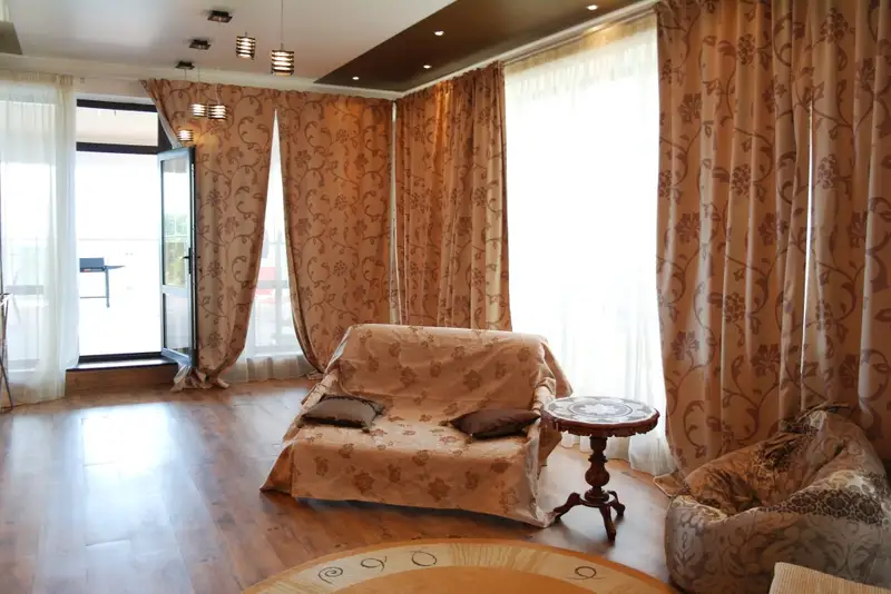 gallery_photo
