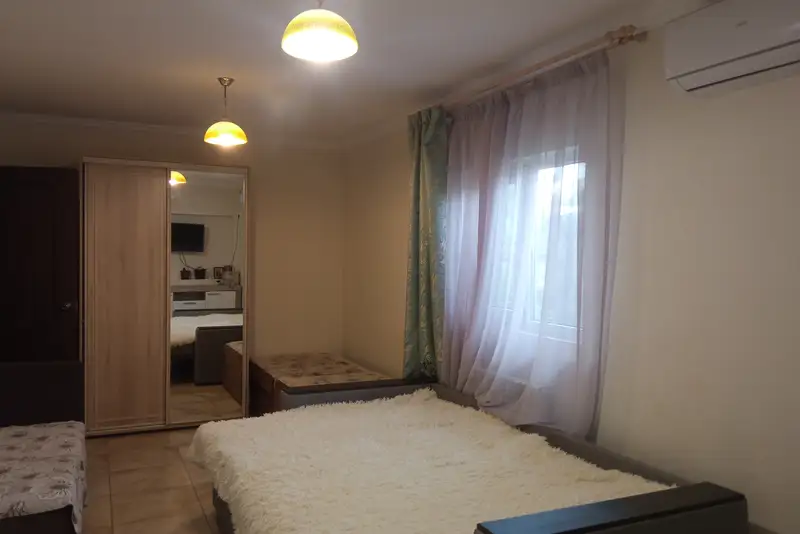 gallery_photo