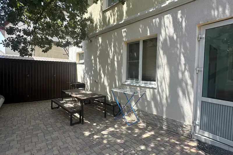 gallery_photo