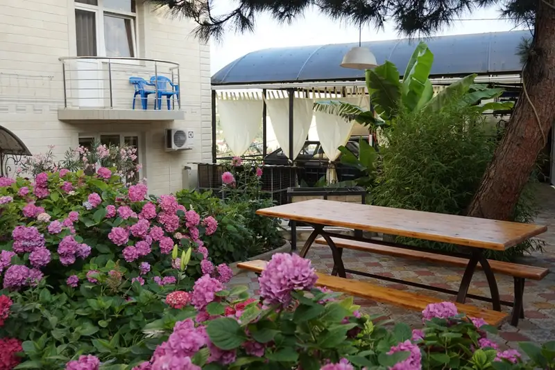 gallery_photo