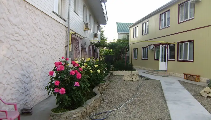 gallery_photo
