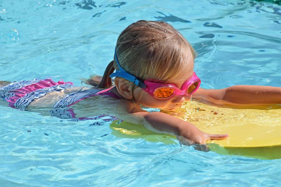 Рассказываем, что нужно знать перед тем, как пойти в бассейн. Фото: pixabay.com