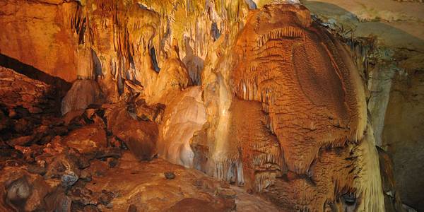 Тайны подземного мира: лучшие экскурсии по пещерам Краснодарского края